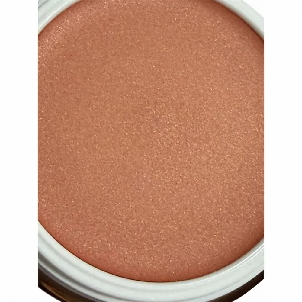 Danessa Myricks Yummy Skin Blurring Balm Powder in Lowkey 6g low-lighting